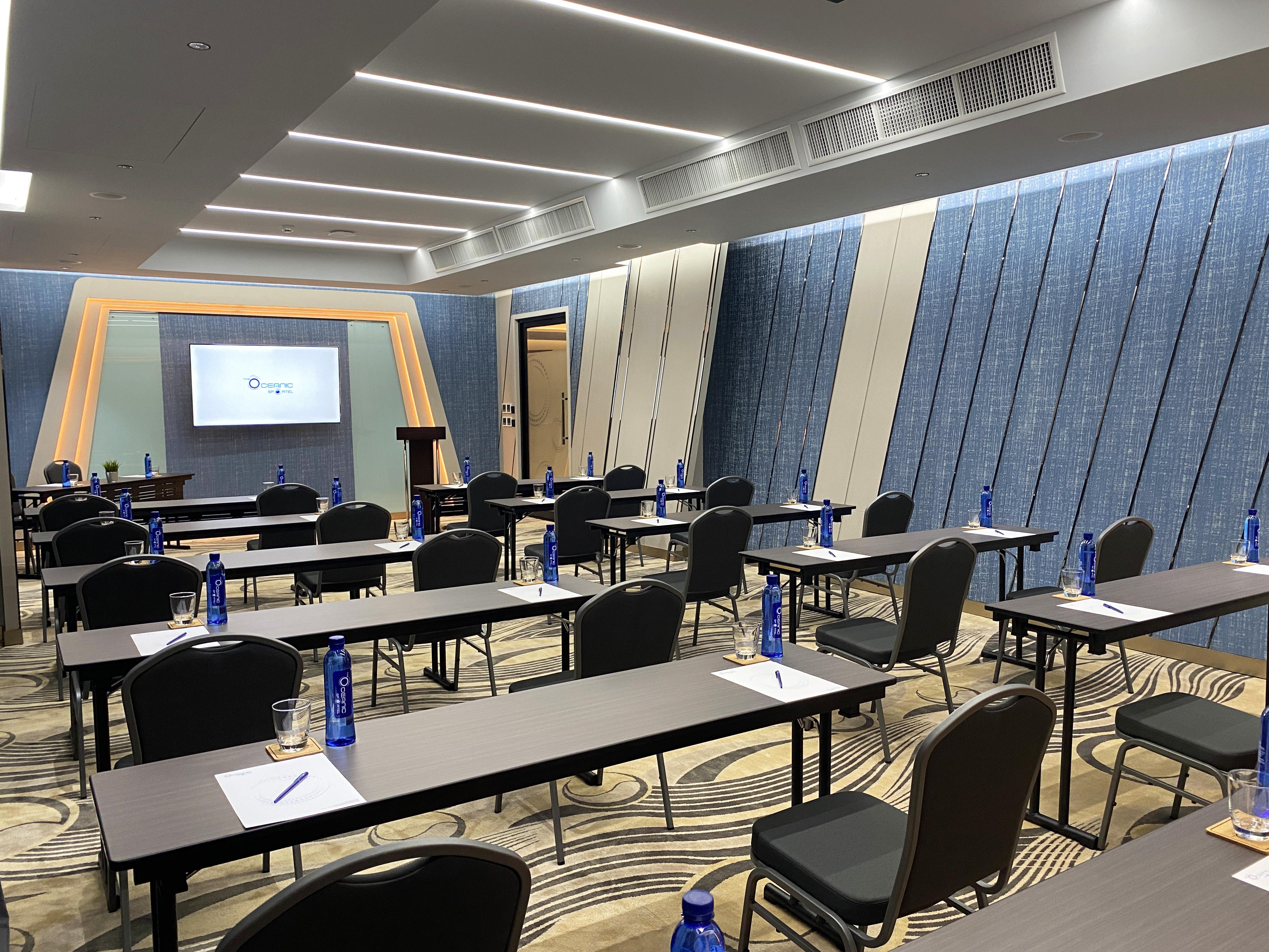 The Oceanic Sportel Phuket - Sha Extra Plus Екстер'єр фото Meeting room at the hotel