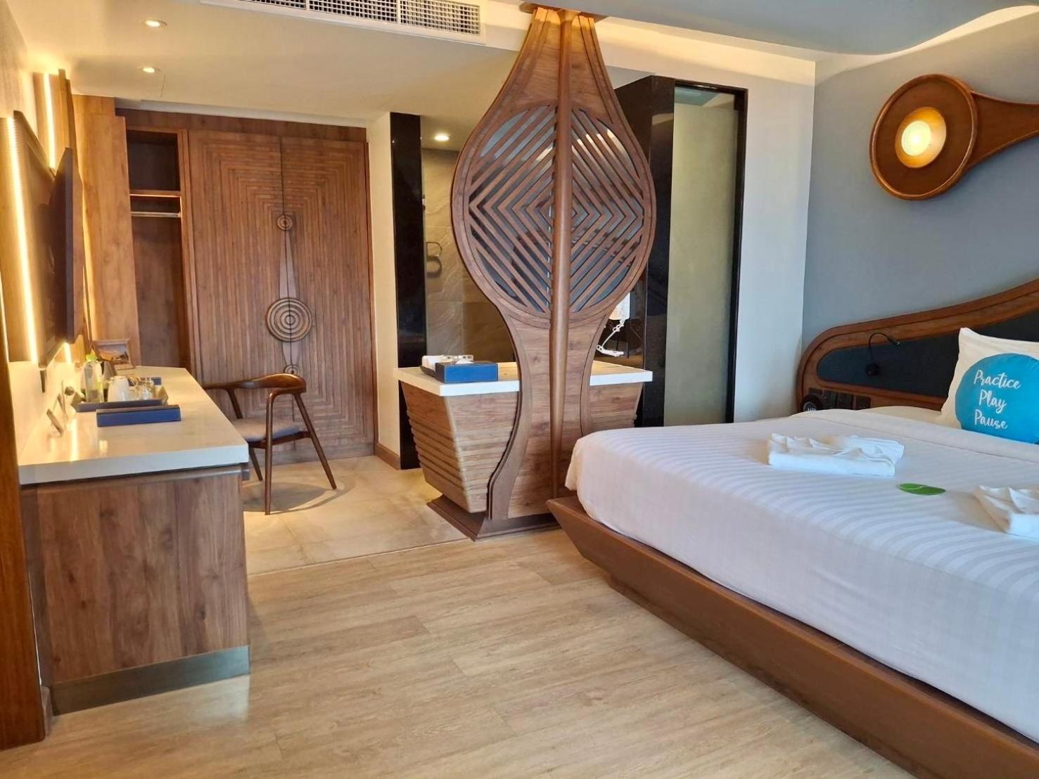 The Oceanic Sportel Phuket - Sha Extra Plus Екстер'єр фото Deluxe Ocean View